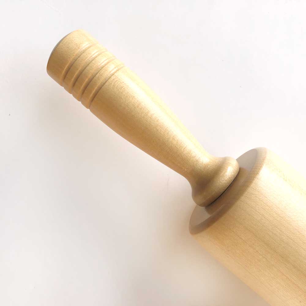 maple rolling pin detail on barquegifts.com