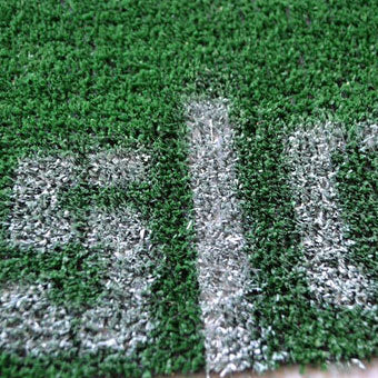 DIY Turf Tailgate Runner