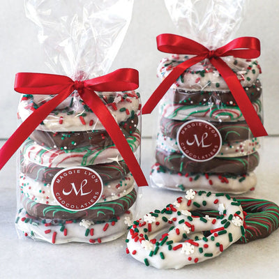 Christmas Pretzel Rings