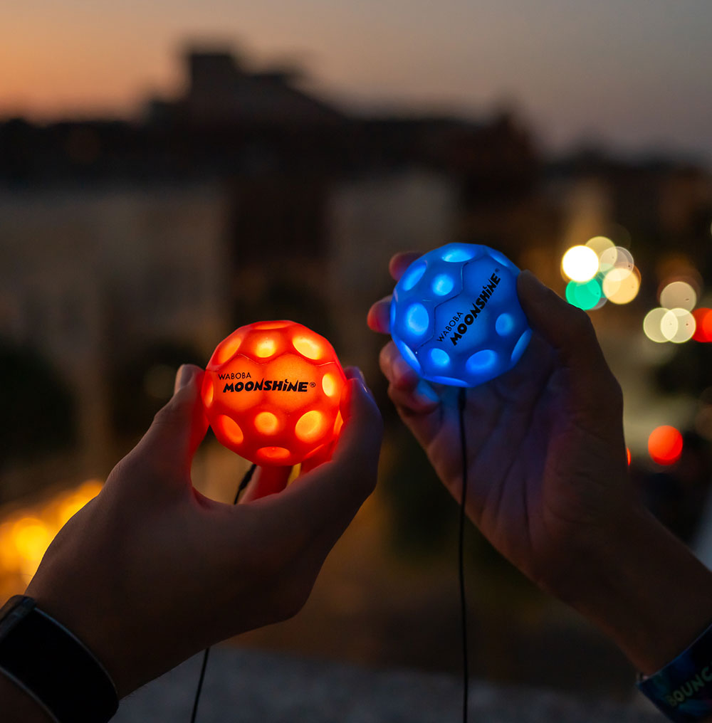 LED BounceBack Balls