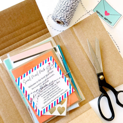 snail mail greeting card subscription box on barquegifts.com