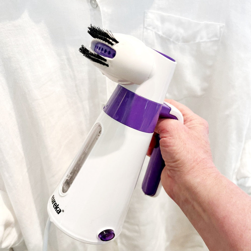 Eureka Portable Handheld Fabric Clothes 600W Garment Steamer Purple