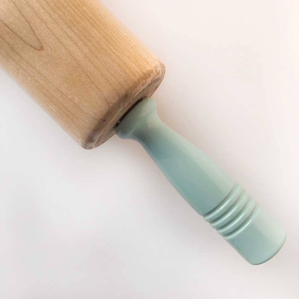 seafoam rolling pin detail on barquegifts.com