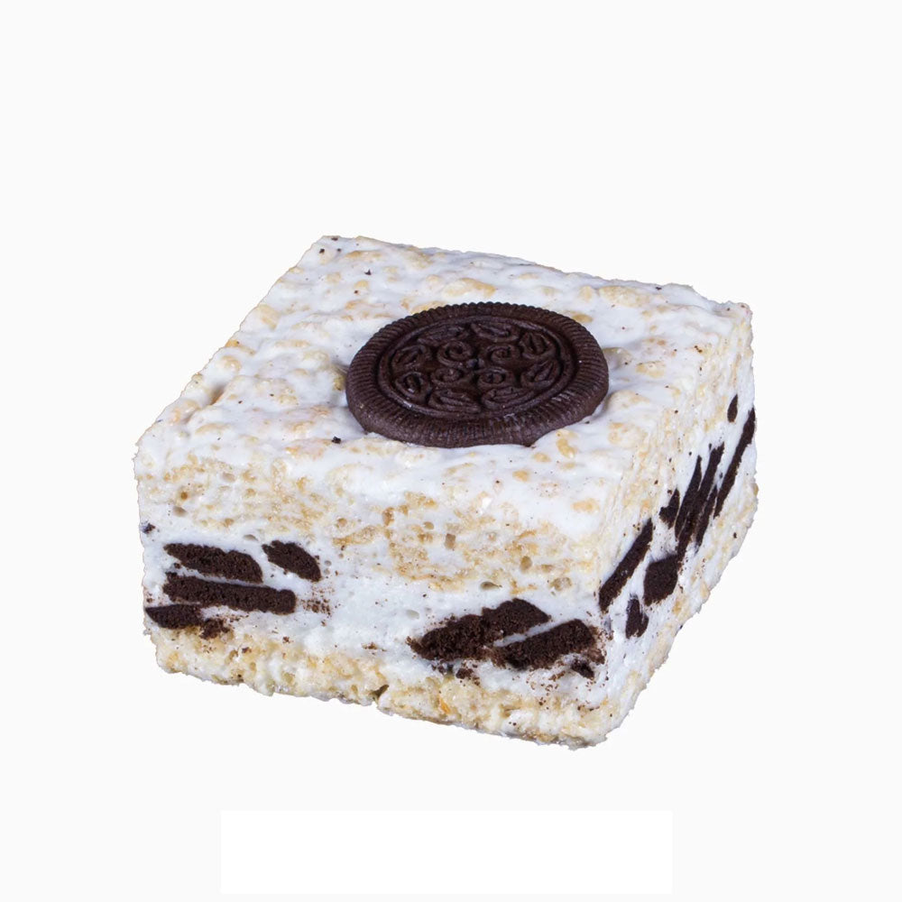 Cookies & Cream Crispy Cake