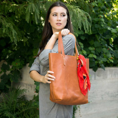 Everyday Tote at barquegifts.com