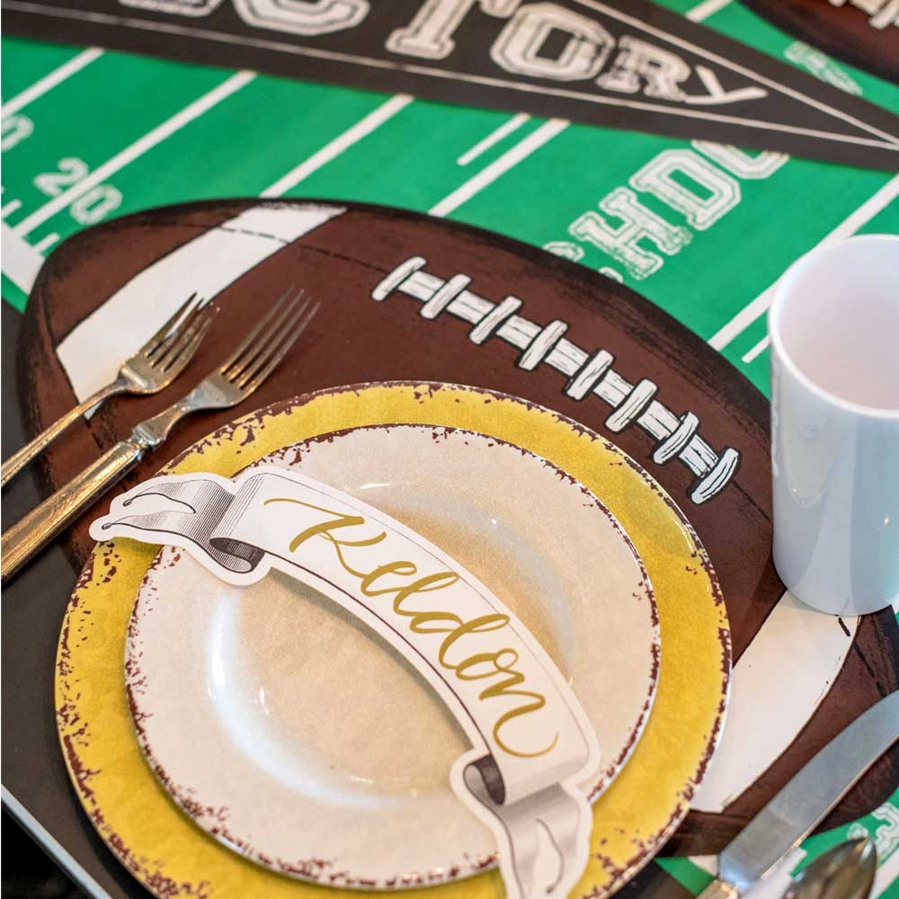 banner football table setting on barquegifts.com
