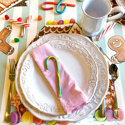 gingerbread house table decorations on barquegifts.com