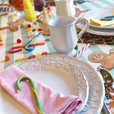 gingerbread house table decorations on barquegifts.com