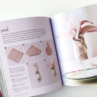 the art of napkin folding on barquegifts.com