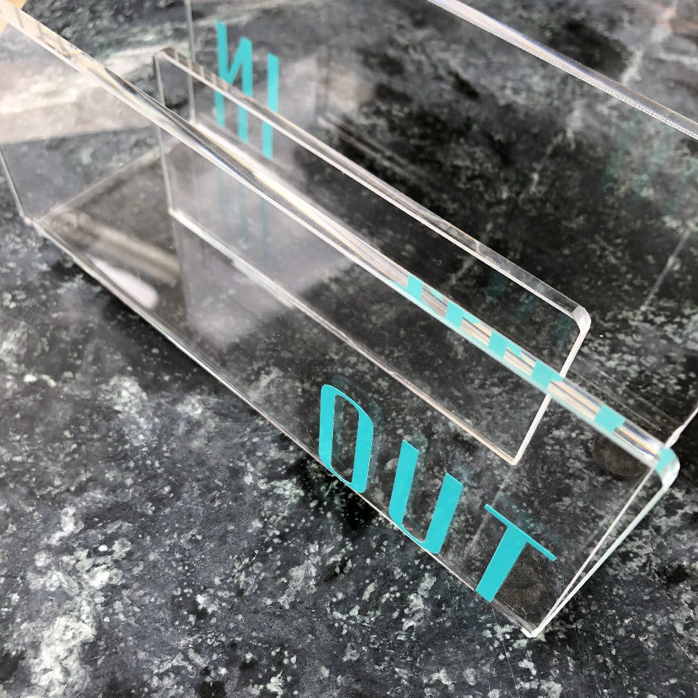 acrylic mail holder on barquegifts.com