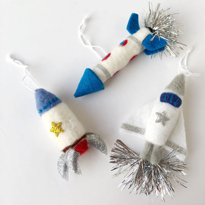 felt rocket ornaments on barquegifts.com