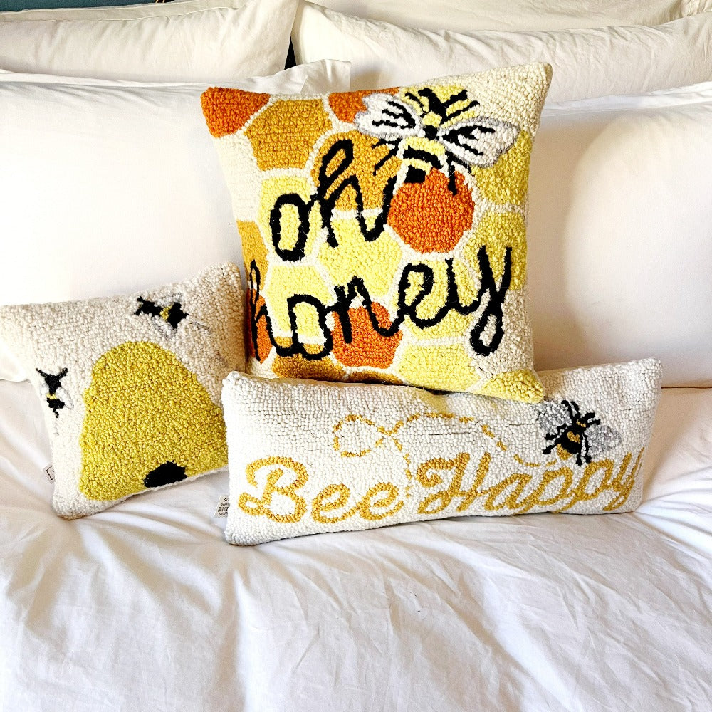 honey bee pillows on barquegifts.com