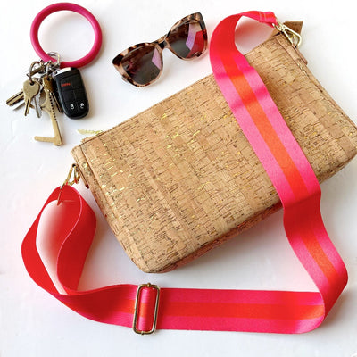 hadley crossbody bag on barquegifts.com
