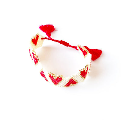 heart beaded bracelet on barqugifts.com