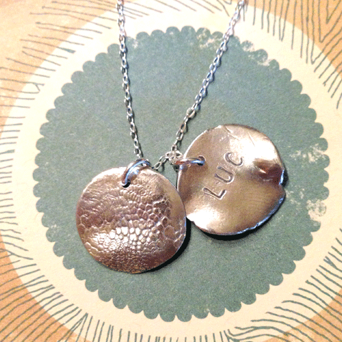 noseprint-necklace